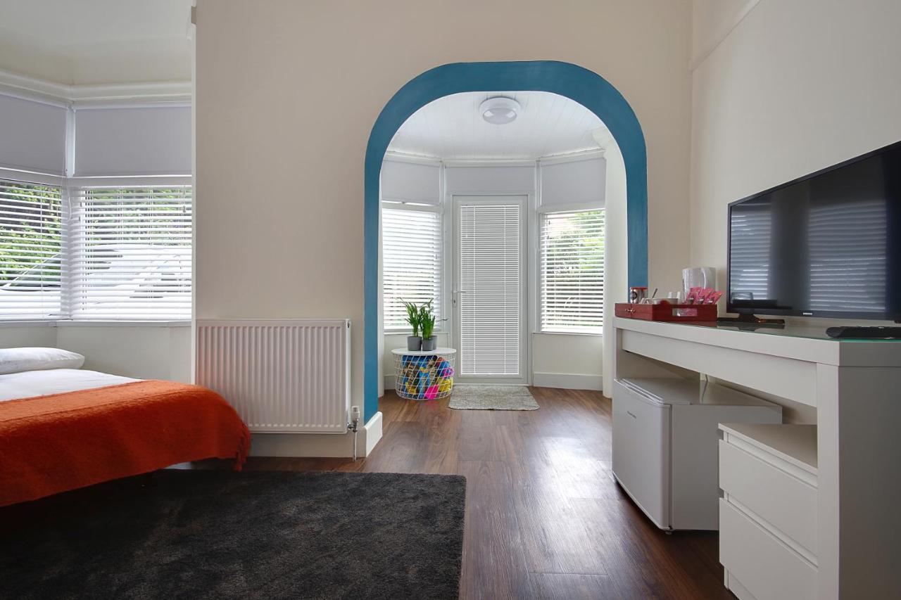 בורנמות' Large En-Suite By The Beach מראה חיצוני תמונה