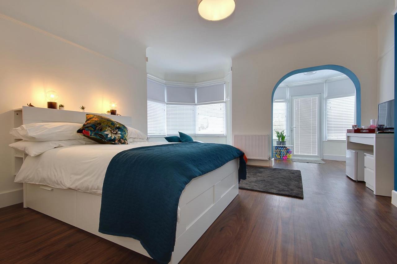 בורנמות' Large En-Suite By The Beach מראה חיצוני תמונה